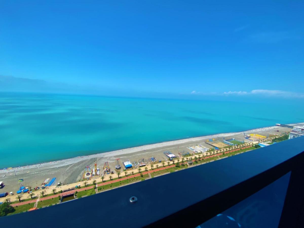 Black Sea Apartment In Orbi City Batumi Exterior photo