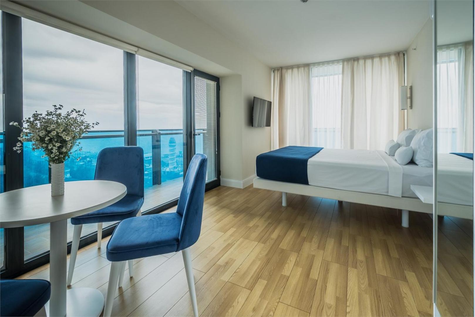 Black Sea Apartment In Orbi City Batumi Exterior photo